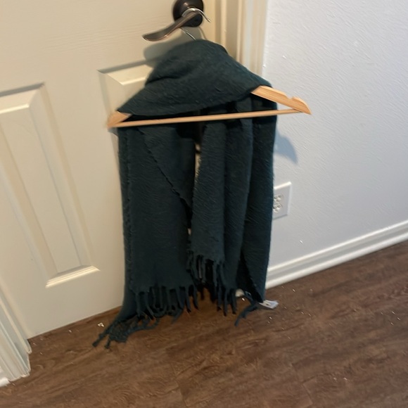 Madewell green scarf - Picture 2 of 2